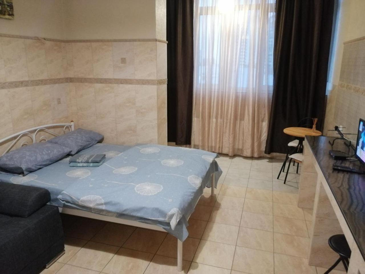 по улице коновальца, 36-э Apartment